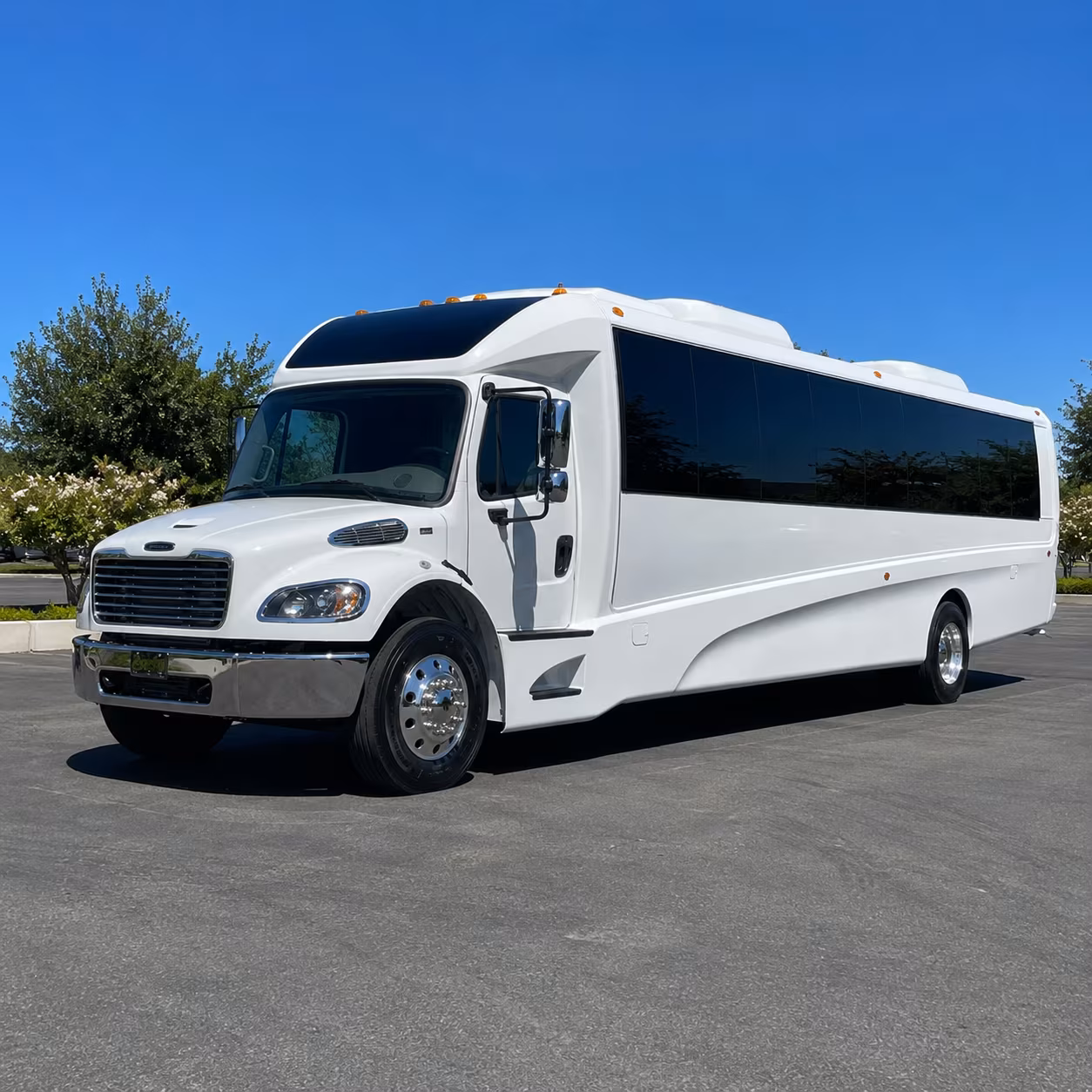 st george 18 passenger minibus