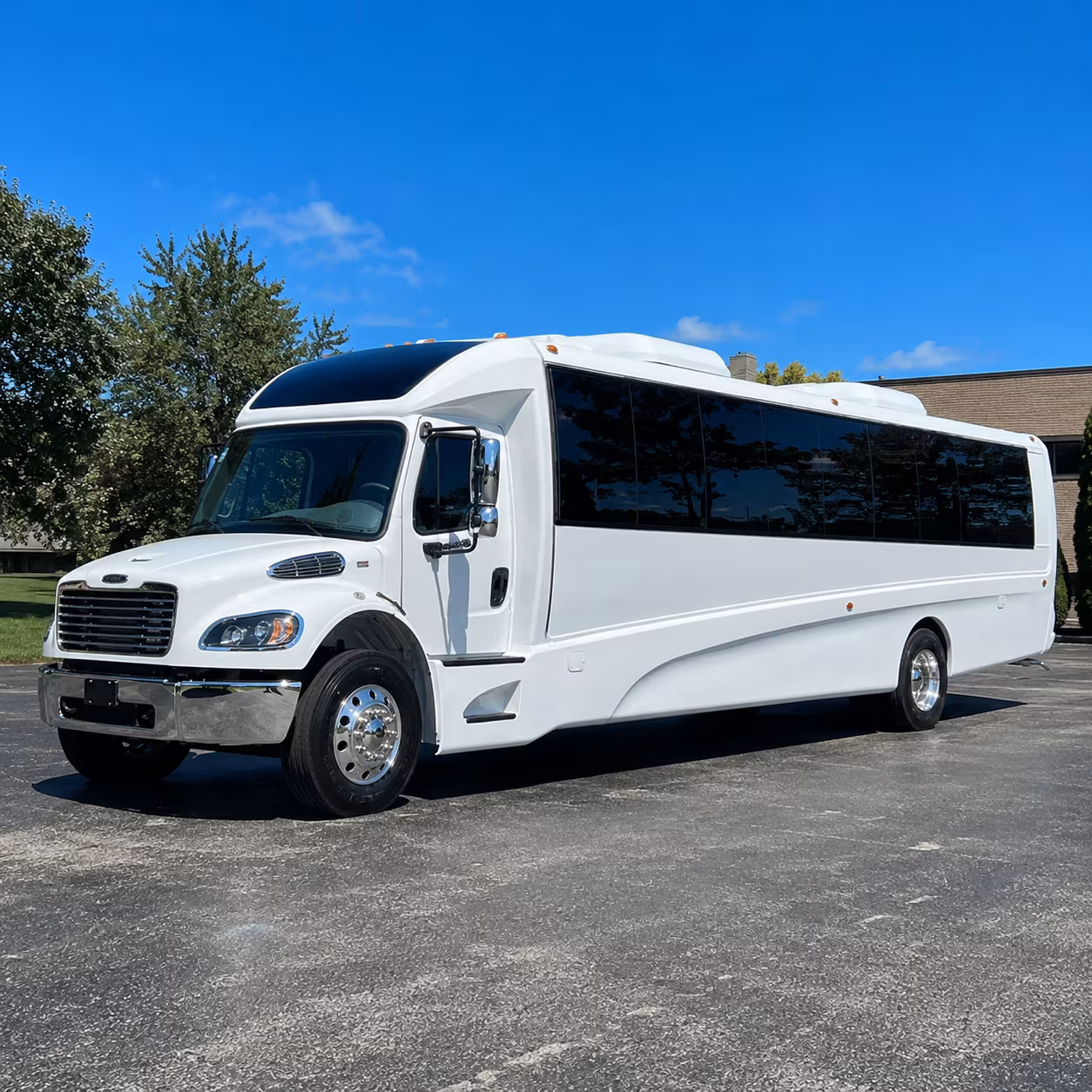 st george 20 passenger minibus