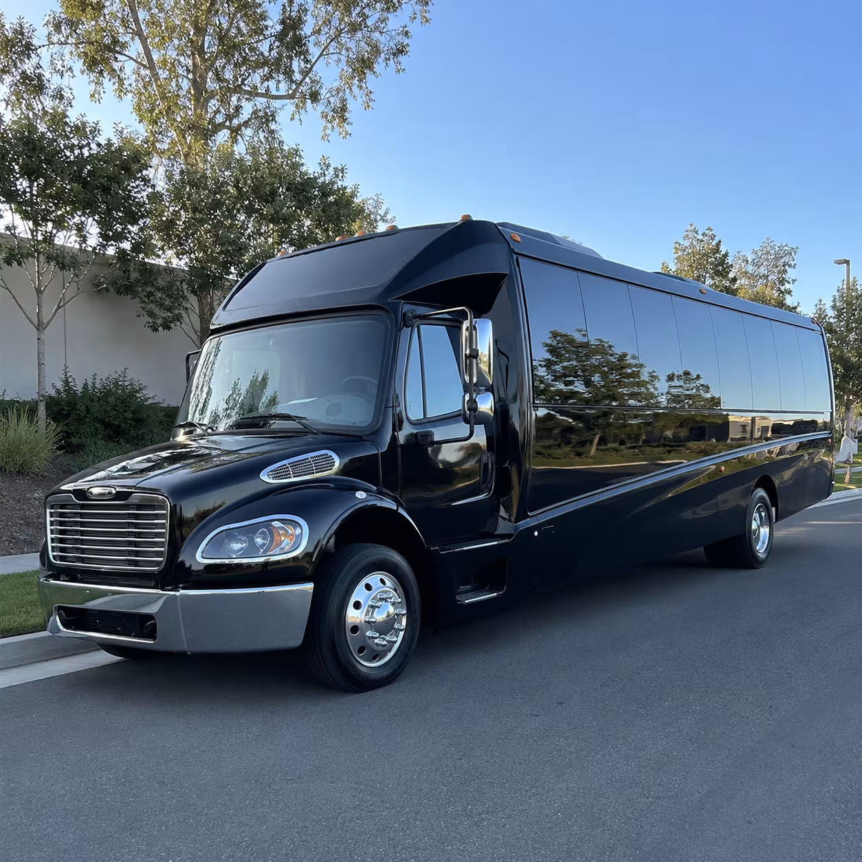 st george 35 passenger minibus